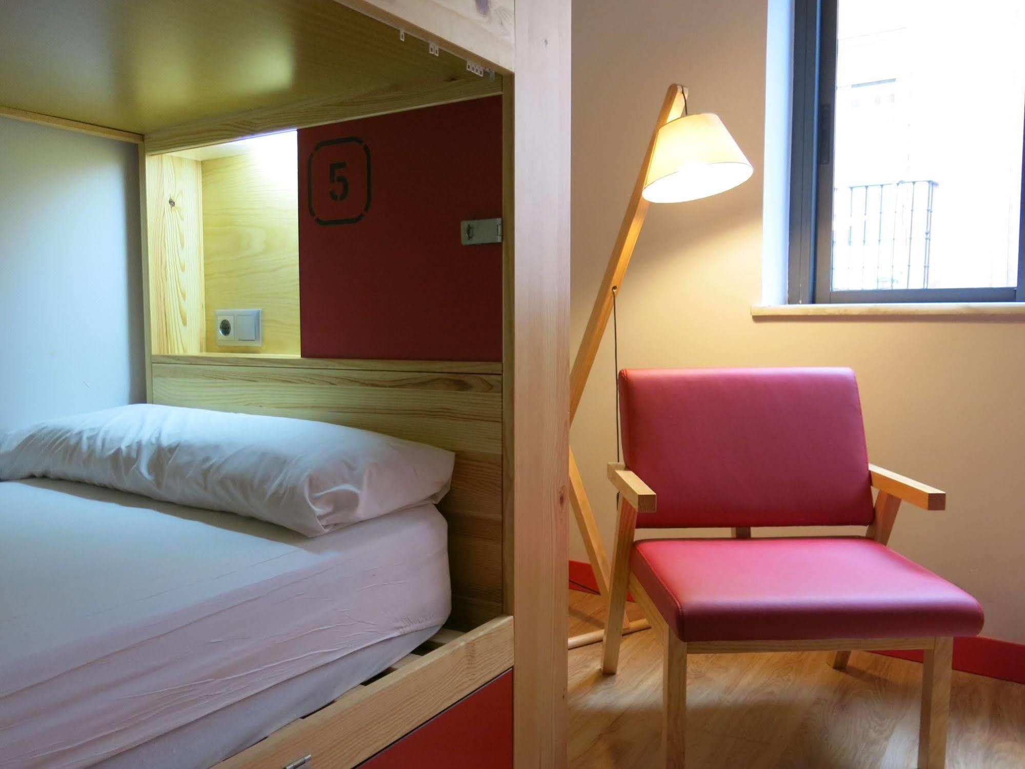 Ok Hostel Μαδρίτη Εξωτερικό φωτογραφία